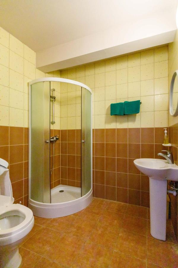 Viesu Nams “Dimantu Ferma” Hotel Ikšķile Eksteriør billede