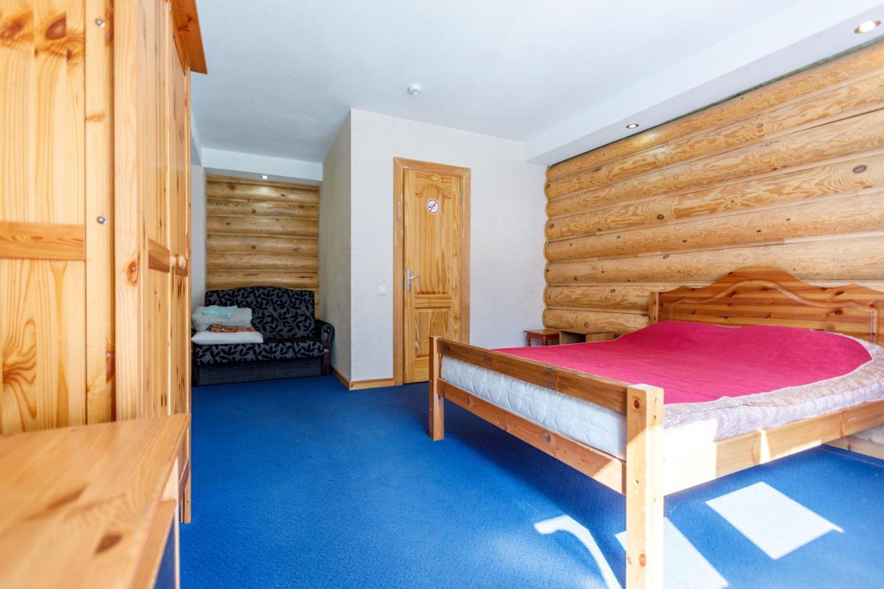 Viesu Nams “Dimantu Ferma” Hotel Ikšķile Eksteriør billede