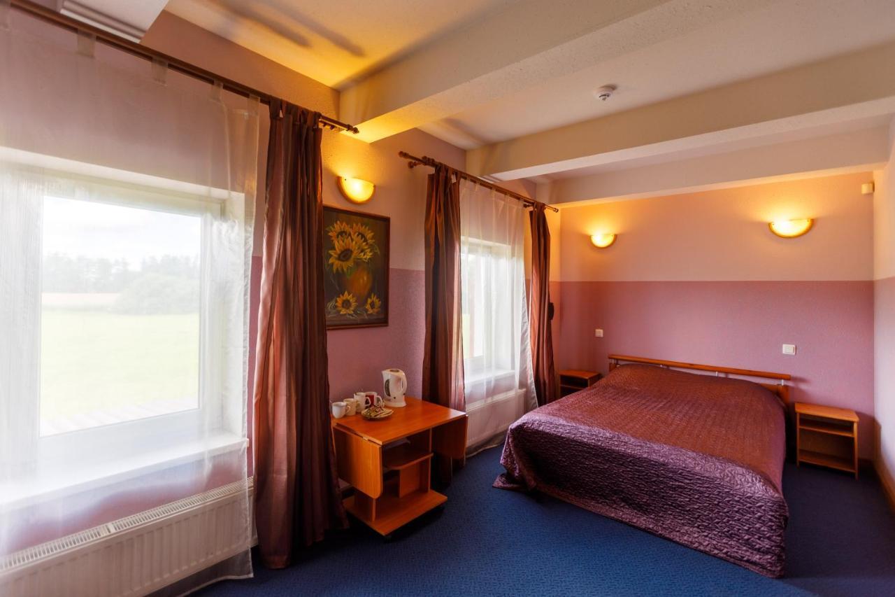 Viesu Nams “Dimantu Ferma” Hotel Ikšķile Eksteriør billede