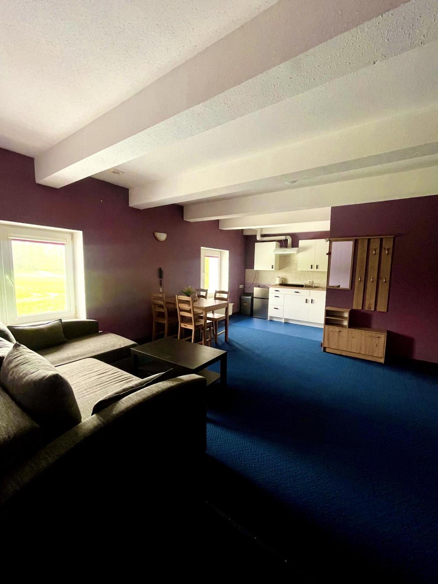 Viesu Nams “Dimantu Ferma” Hotel Ikšķile Eksteriør billede
